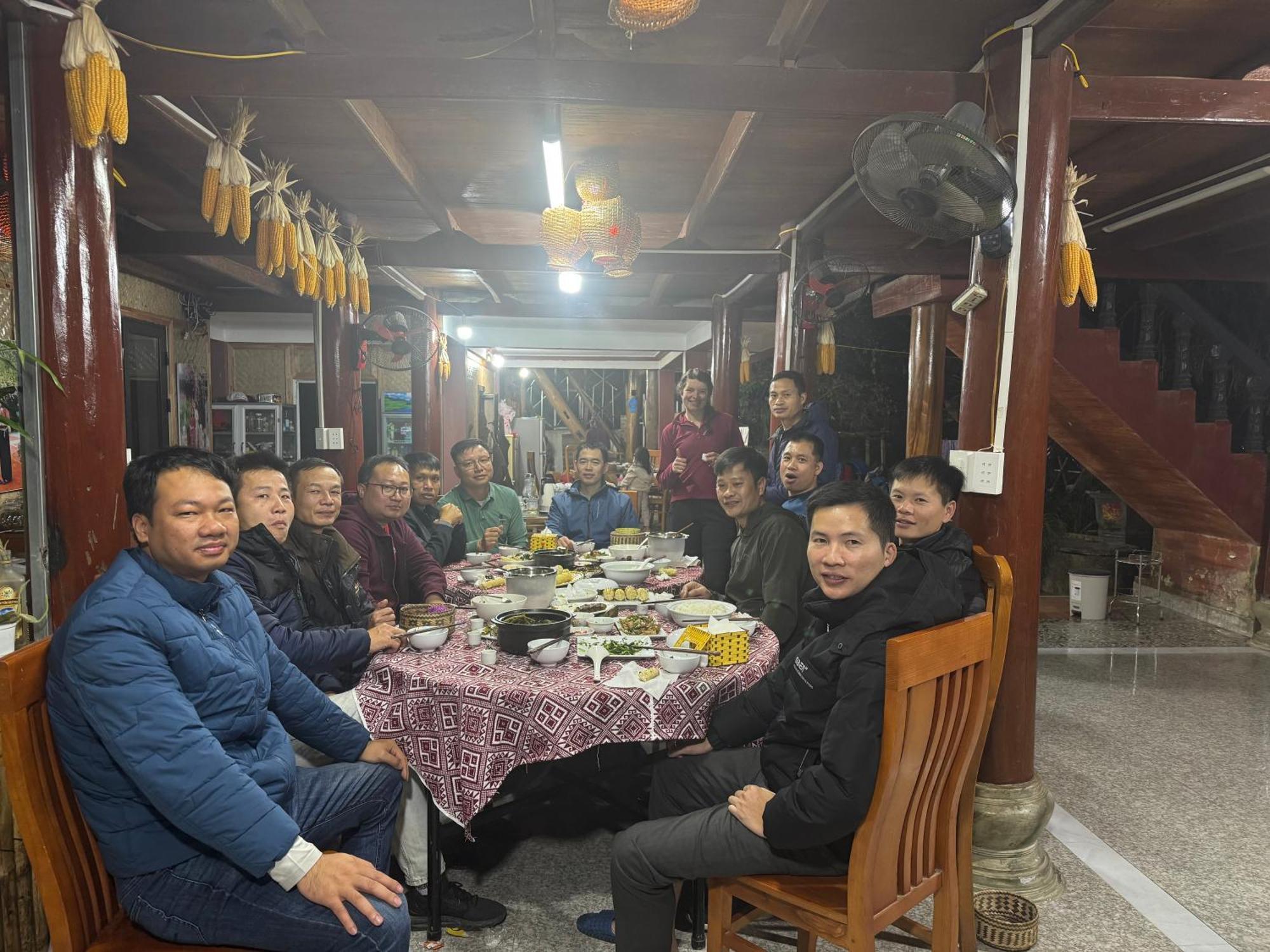 Minh Ngoc Homestay Dien Bien Phu Ban Hin Lom Buitenkant foto